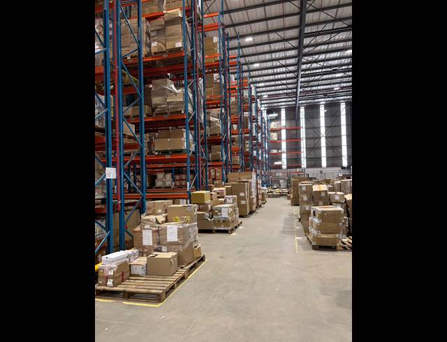 8,176M² WAREHOUSE TO LET IN EPPING INDUSTRIAL